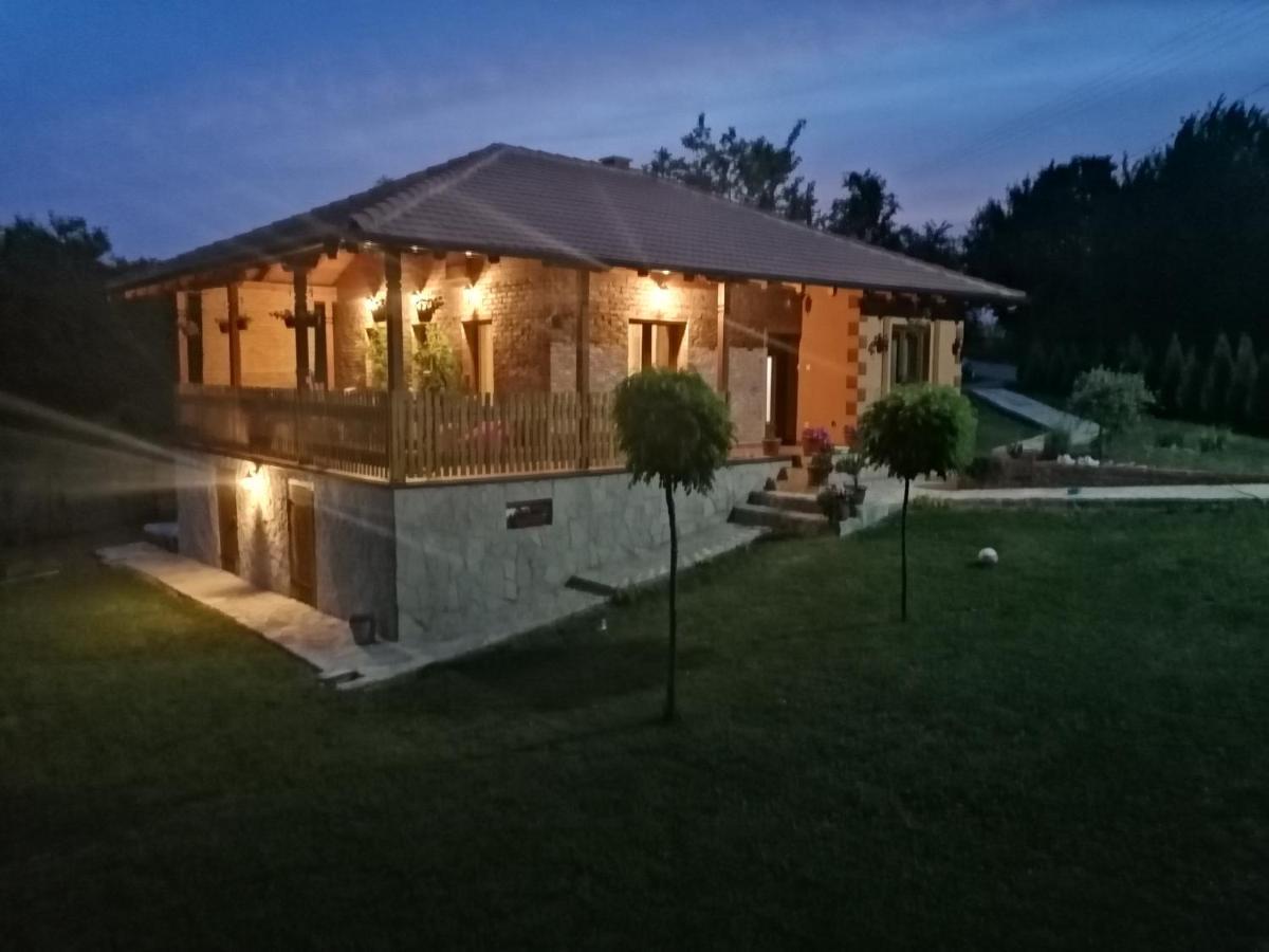Kuca Za Uzivanje Valjevo Bagian luar foto