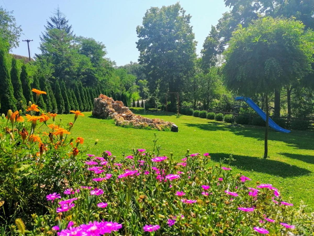 Kuca Za Uzivanje Valjevo Bagian luar foto