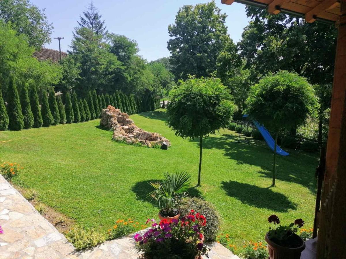 Kuca Za Uzivanje Valjevo Bagian luar foto